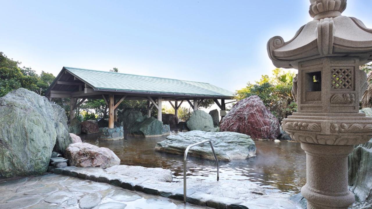 Ryugujo Spa Hotel Mikazuki Fujimitei Кисарадзу Экстерьер фото